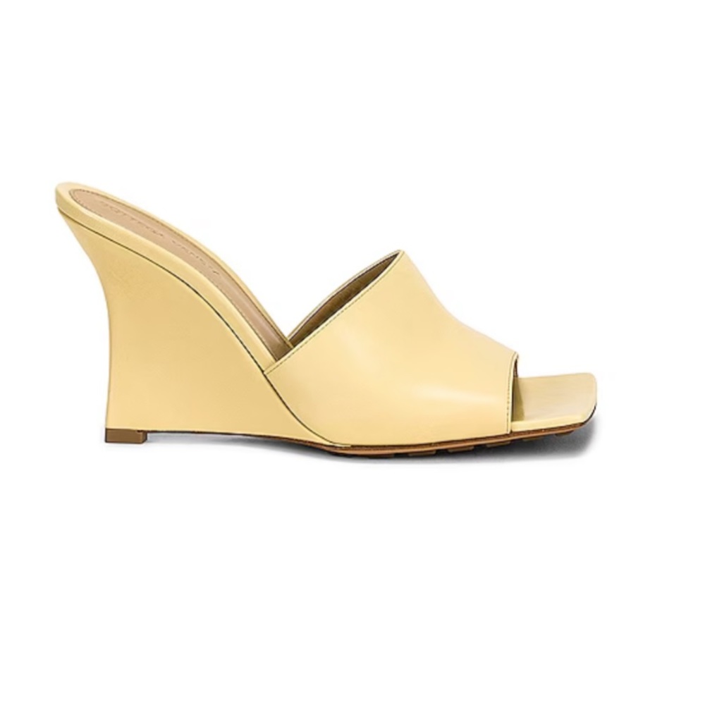 Bottega wedge mule